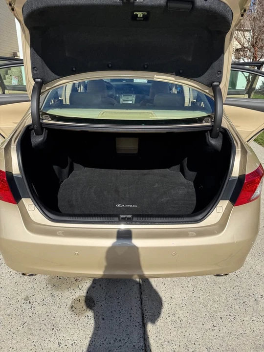 2007 Lexus ES 5th Gen - Image 8 of 12