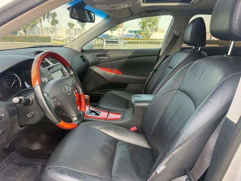 2007 Lexus ES 5th Gen - Image 11 of 17