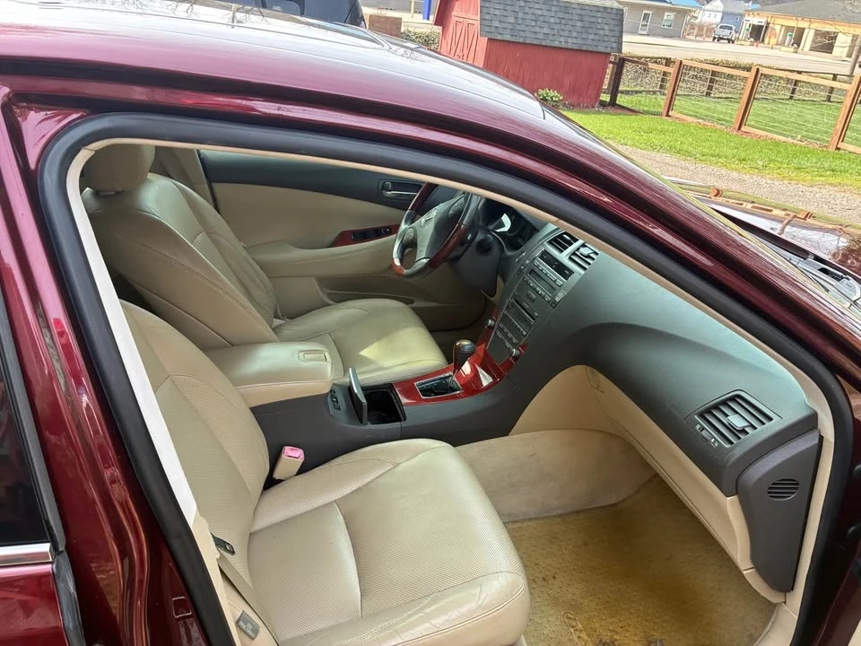 2007 Lexus ES 5th Gen - Image 5 of 11
