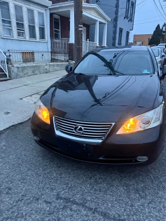 2007 Lexus ES 5th Gen - Image 2 of 17