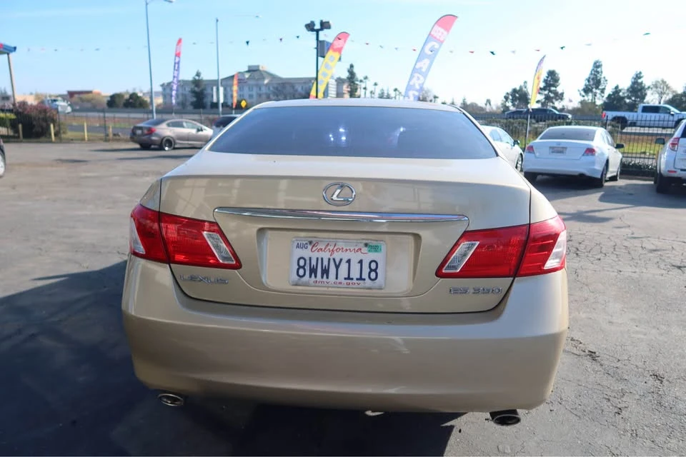 2007 Lexus ES 5th Gen - Image 3 of 13