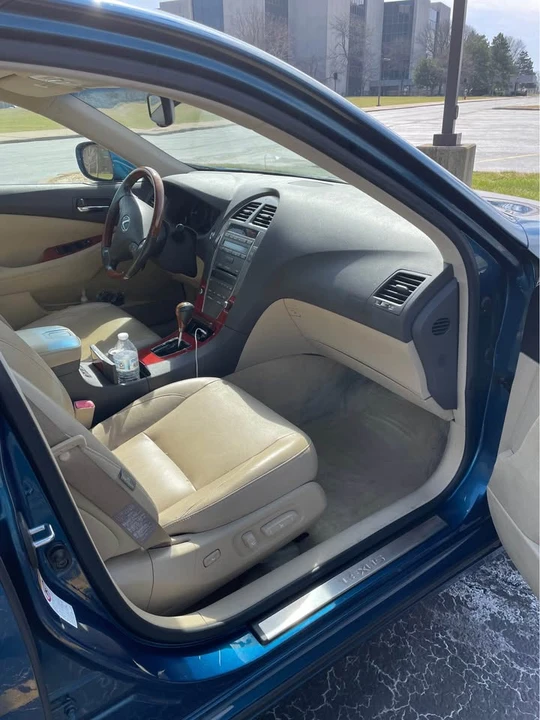 2007 Lexus ES 5th Gen - Image 6 of 11