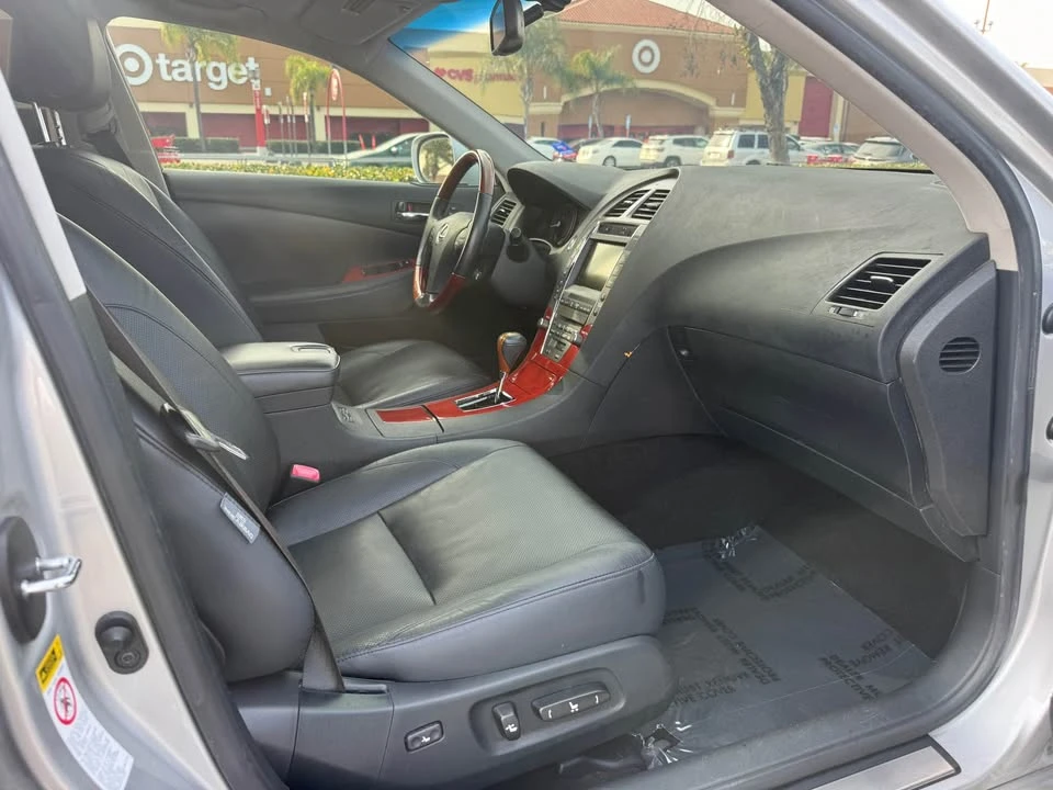 2007 Lexus ES 5th Gen - Image 7 of 17
