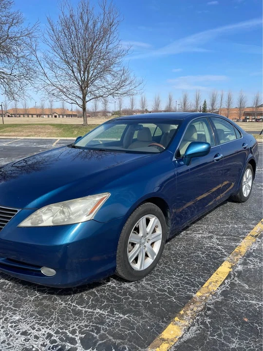2007 Lexus ES 5th Gen - Image 2 of 11