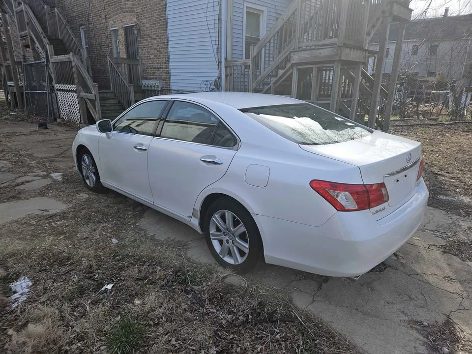 2007 Lexus ES 5th Gen - Image 4 of 8