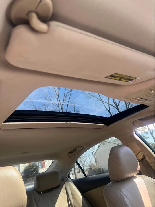 2007 Lexus ES 5th Gen - Image 10 of 10