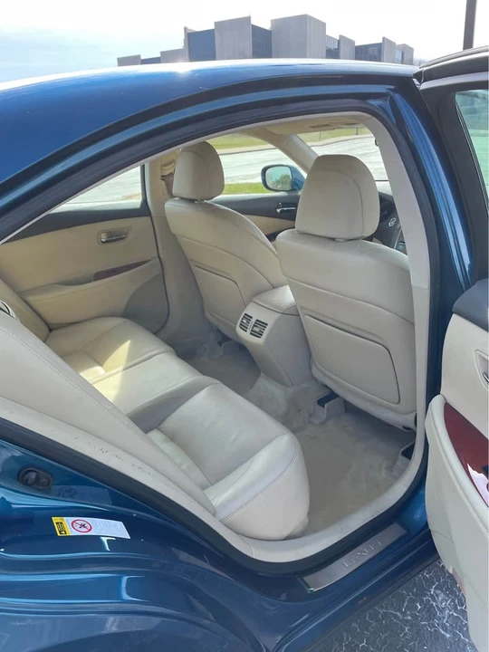 2007 Lexus ES 5th Gen - Image 8 of 11