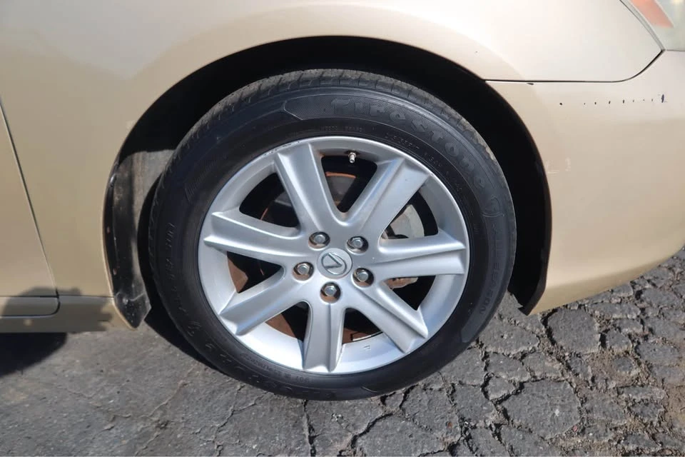 2007 Lexus ES 5th Gen - Image 13 of 13