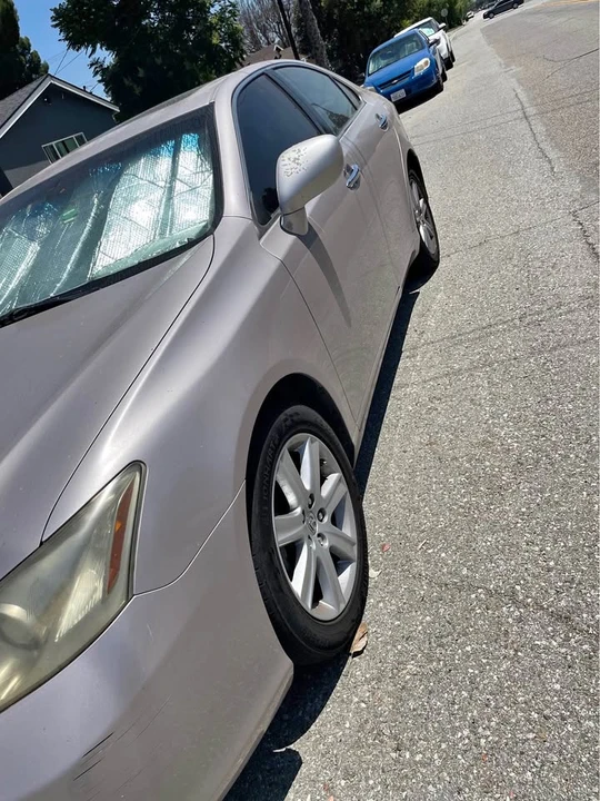 2007 Lexus ES 5th Gen - Image 2 of 6