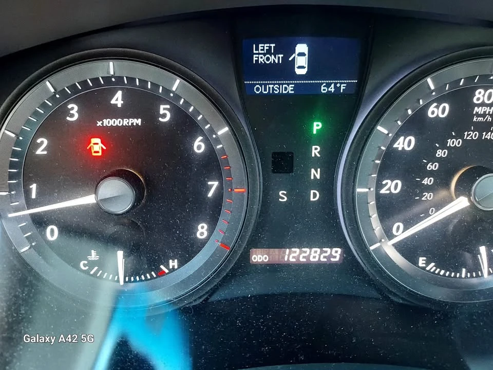 2007 Lexus ES 5th Gen - Image 5 of 11