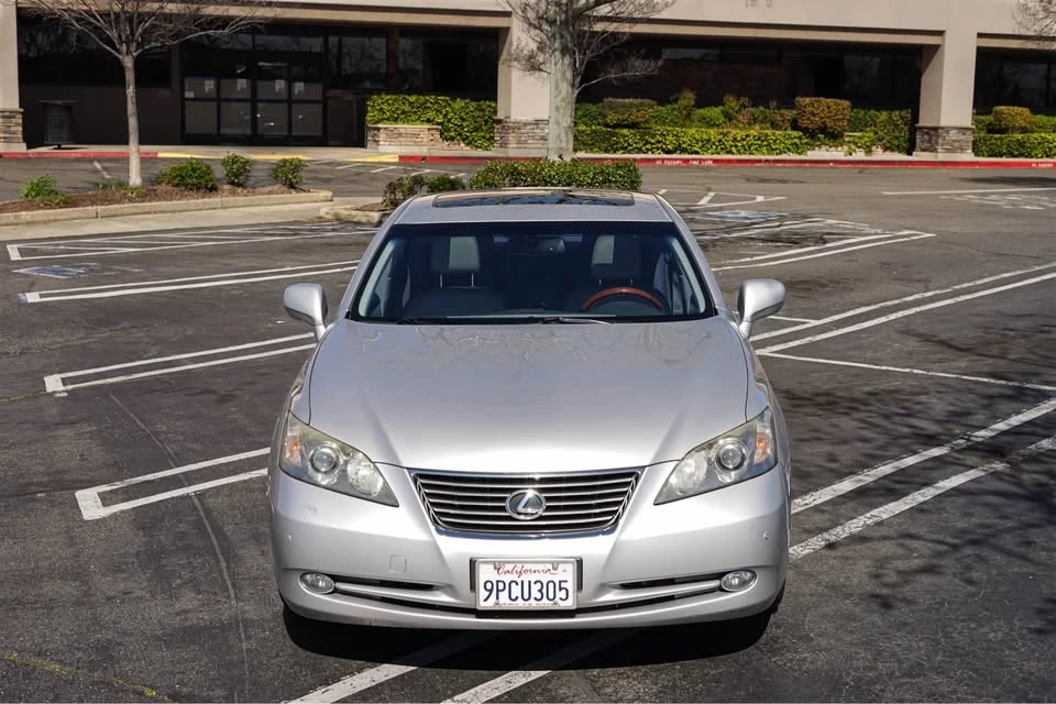 2007 Lexus ES 5th Gen - Image 3 of 10