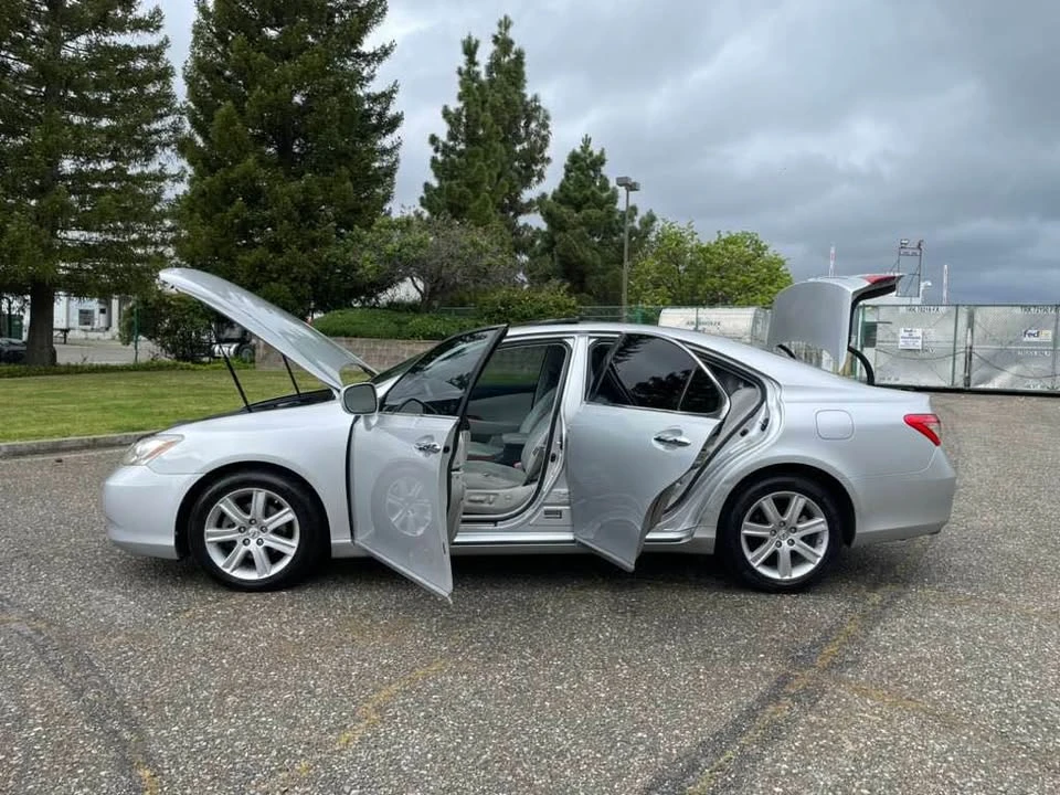 2007 Lexus ES 5th Gen - Image 10 of 17