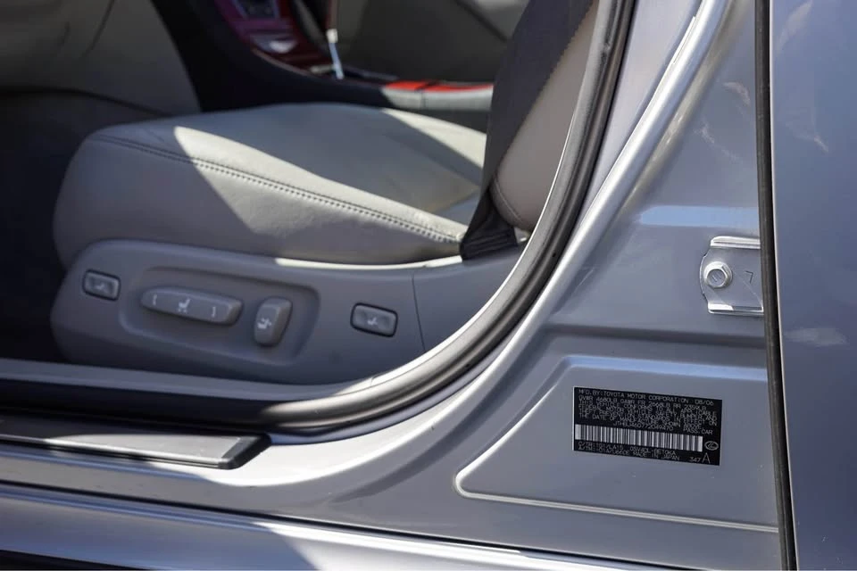 2007 Lexus ES 5th Gen - Image 10 of 10