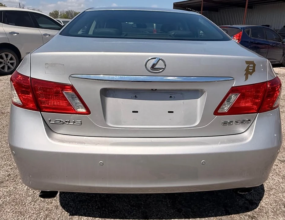 2007 Lexus ES 5th Gen - Image 13 of 14