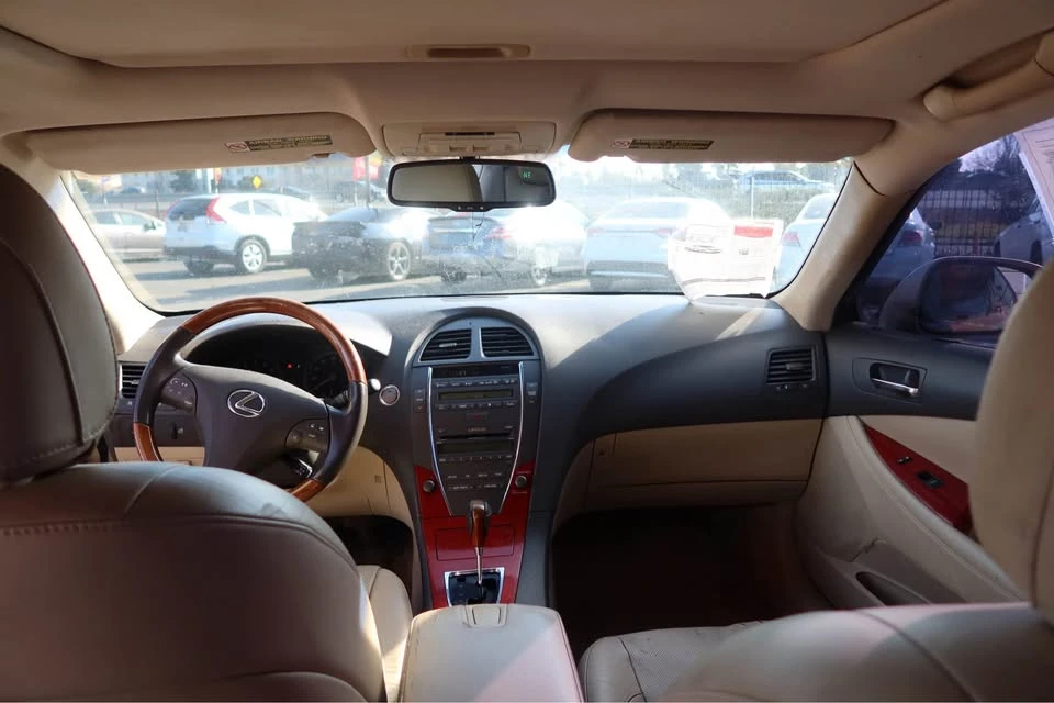 2007 Lexus ES 5th Gen - Image 6 of 13