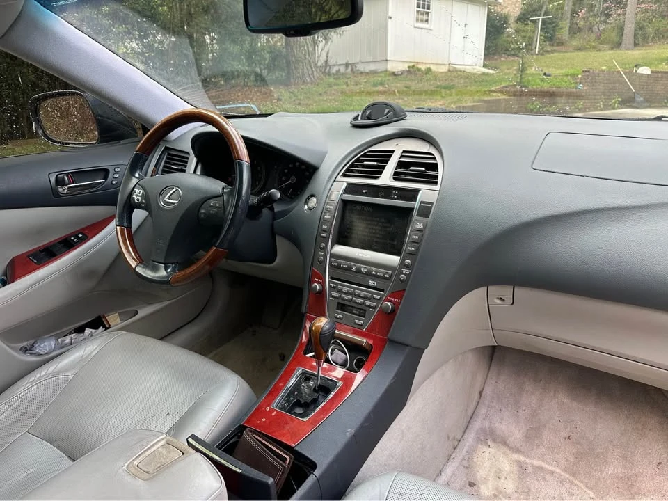 2007 Lexus ES 5th Gen - Image 12 of 14