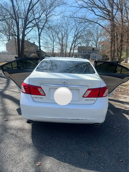 2007 Lexus ES 5th Gen - Image 5 of 10