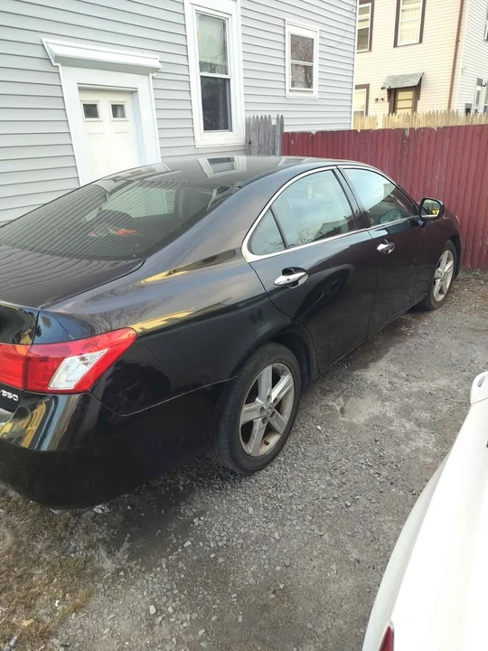 2007 Lexus ES 5th Gen - Image 2 of 10