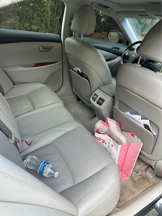 2007 Lexus ES 5th Gen - Image 10 of 14