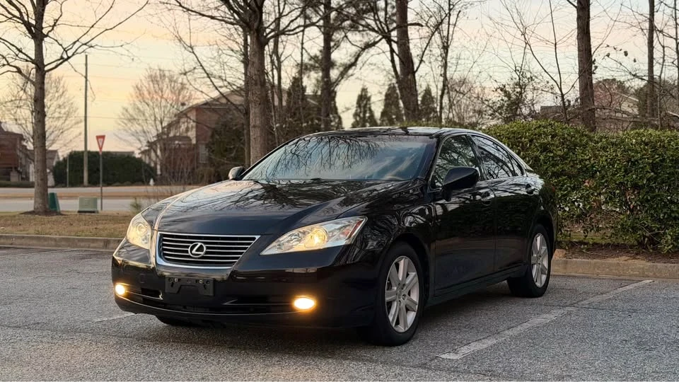 2007 Lexus ES 5th Gen - Image 2 of 13