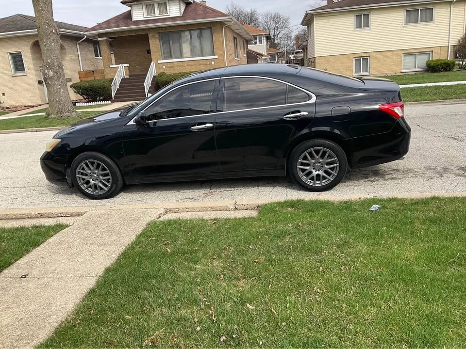 2007 Lexus ES 5th Gen - Image 2 of 11
