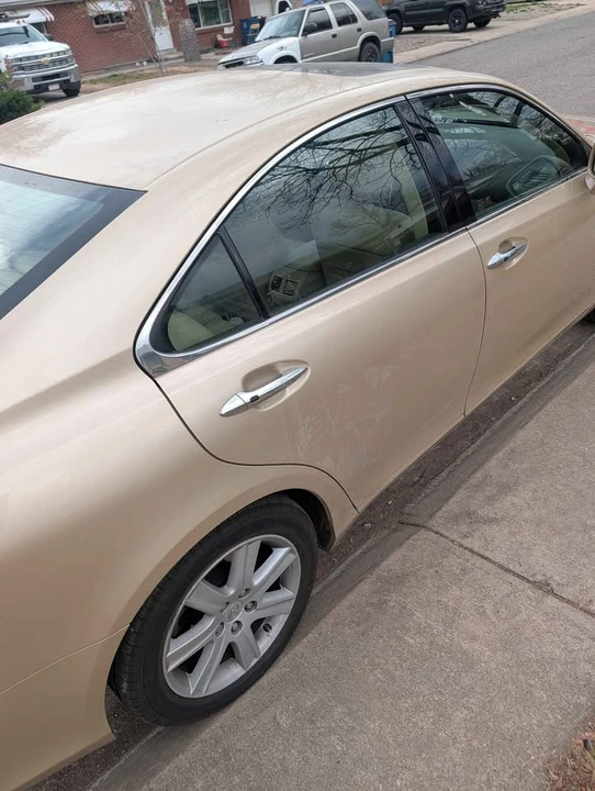 2007 Lexus ES 5th Gen - Image 2 of 4