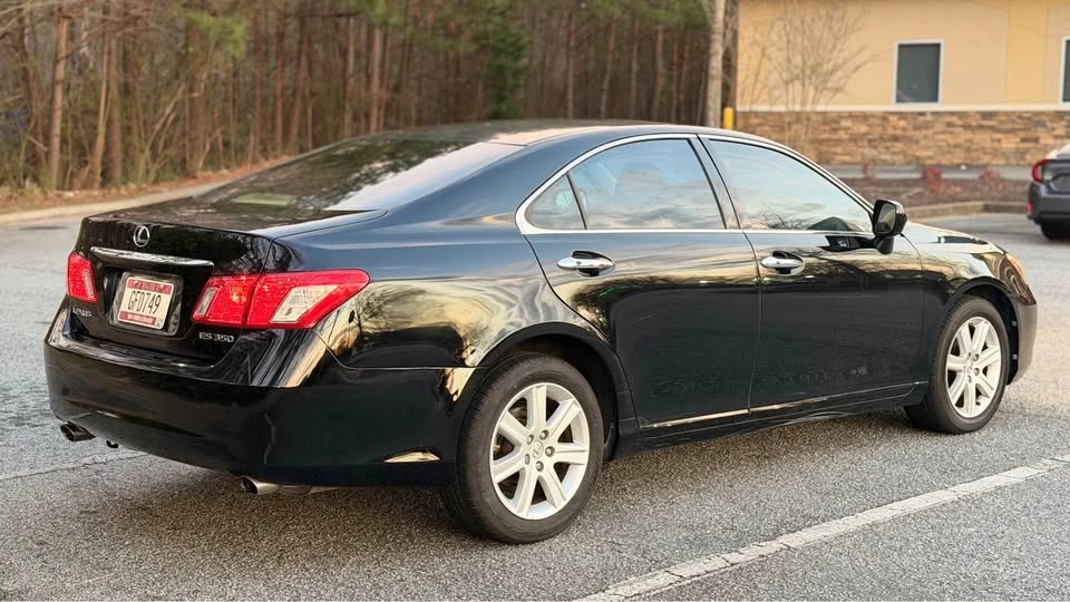 2007 Lexus ES 5th Gen - Image 4 of 13
