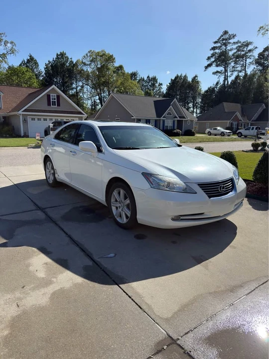 2007 Lexus ES 5th Gen - Image 3 of 17