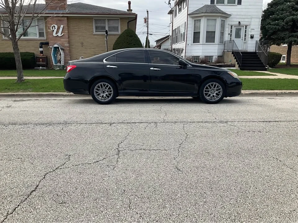 2007 Lexus ES 5th Gen - Image 3 of 11