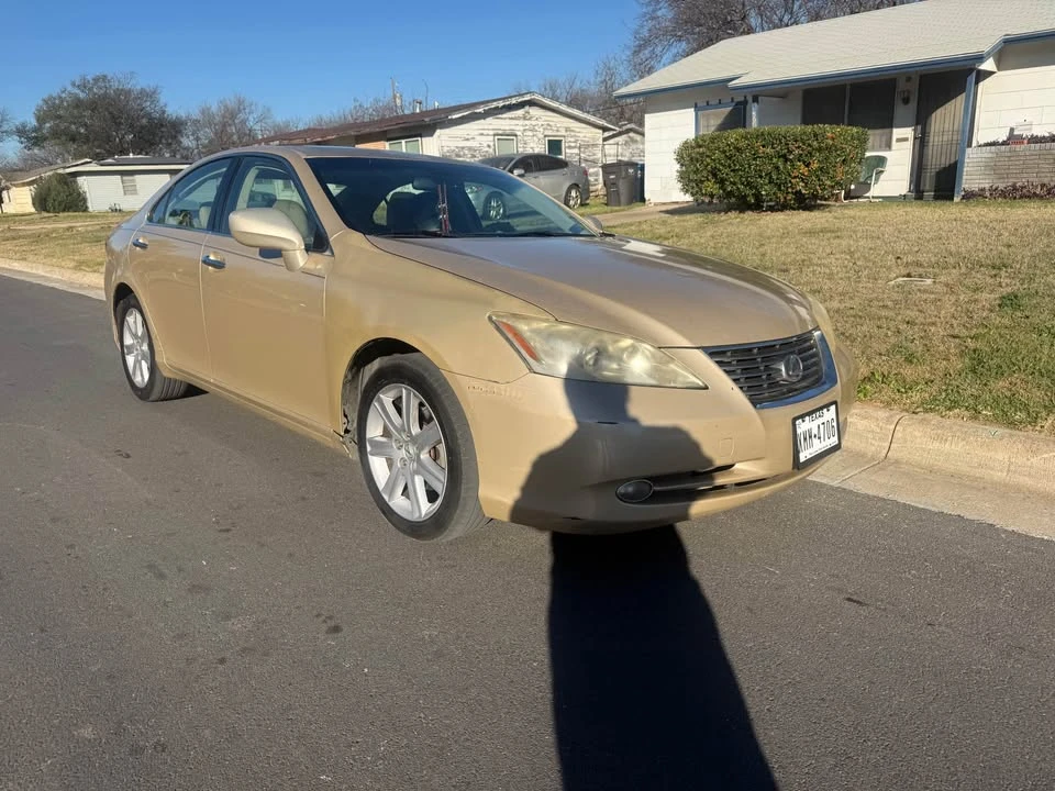 2007 Lexus ES 5th Gen - Image 2 of 5
