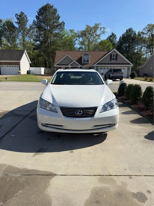 2007 Lexus ES 5th Gen - Image 2 of 17