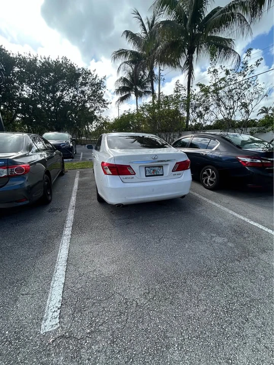 2007 Lexus ES 5th Gen - Image 3 of 6