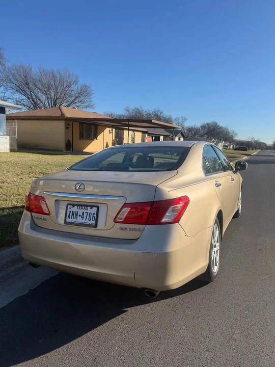 2007 Lexus ES 5th Gen - Image 3 of 5
