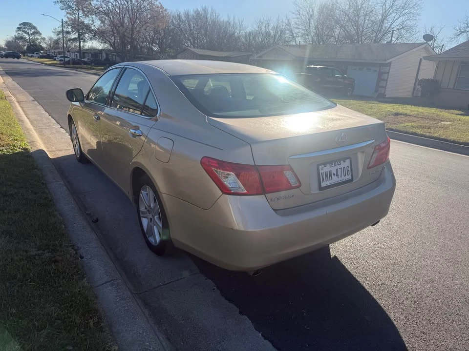 2007 Lexus ES 5th Gen - Image 5 of 5