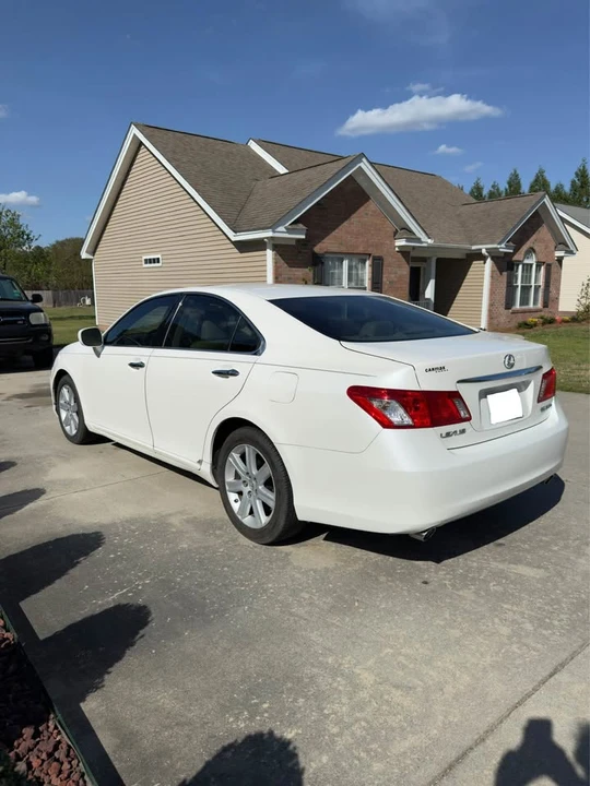 2007 Lexus ES 5th Gen - Image 6 of 17