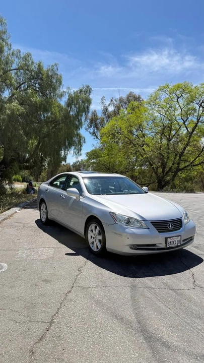 2007 Lexus ES 5th Gen - Image 3 of 13