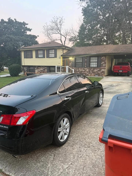 2007 Lexus ES 5th Gen - Image 3 of 10