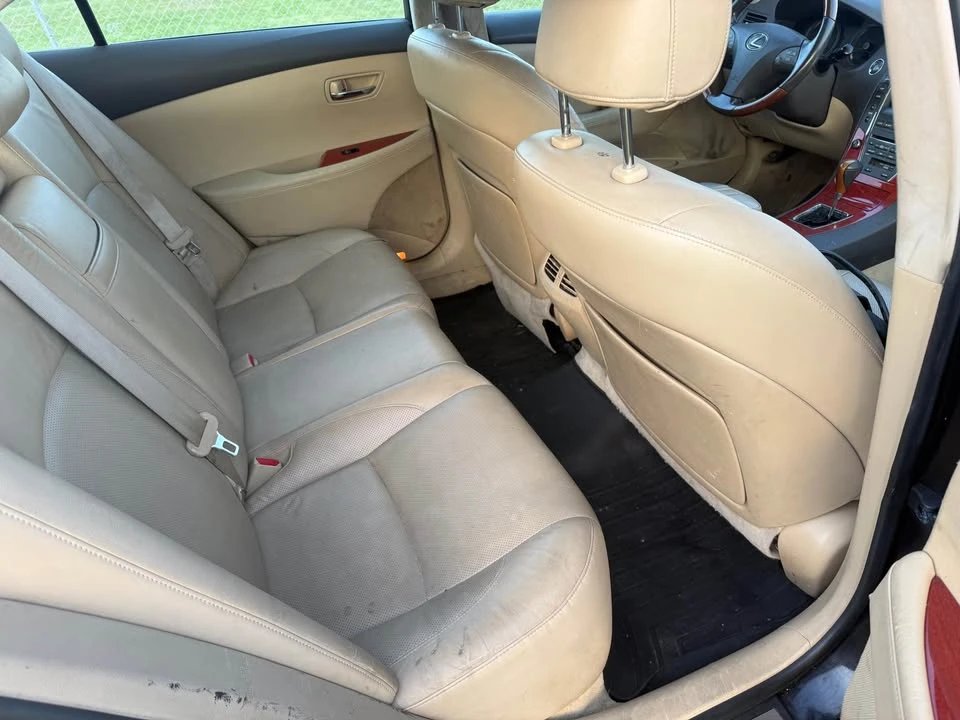 2007 Lexus ES 5th Gen - Image 11 of 17