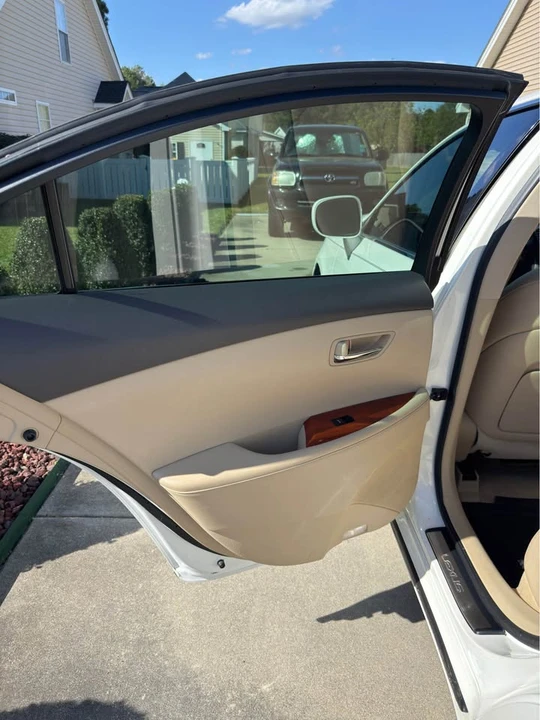 2007 Lexus ES 5th Gen - Image 11 of 17
