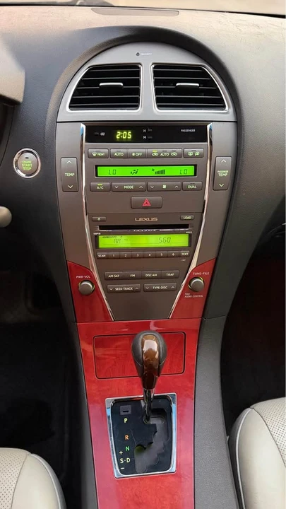 2007 Lexus ES 5th Gen - Image 11 of 13