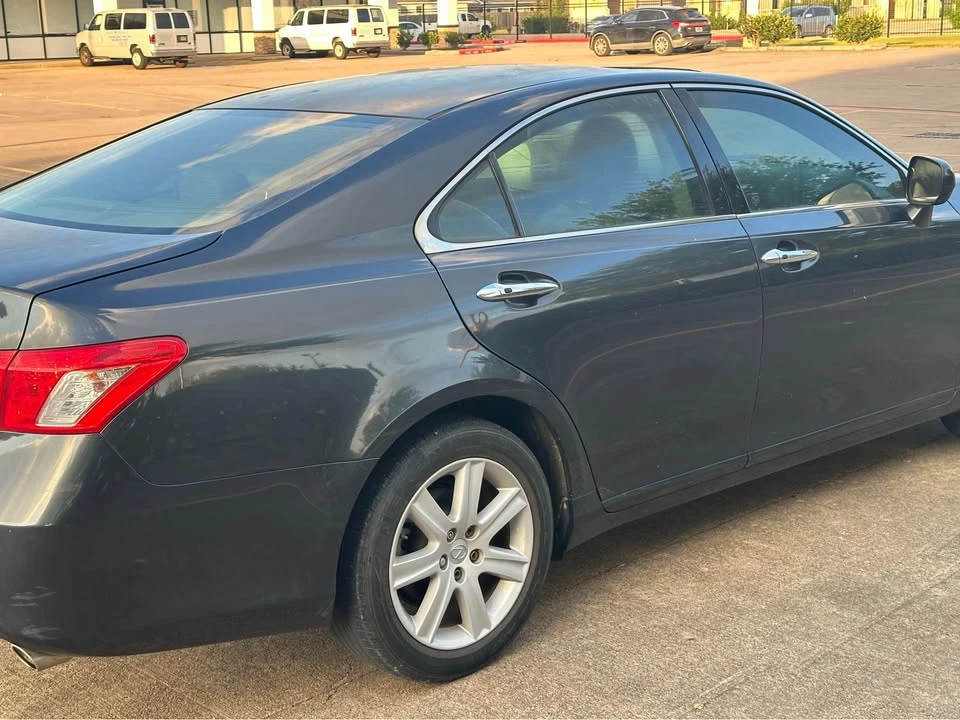 2007 Lexus ES 5th Gen - Image 5 of 20