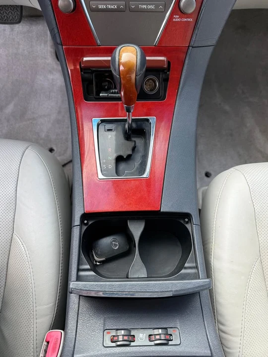 2007 Lexus ES 5th Gen - Image 14 of 19