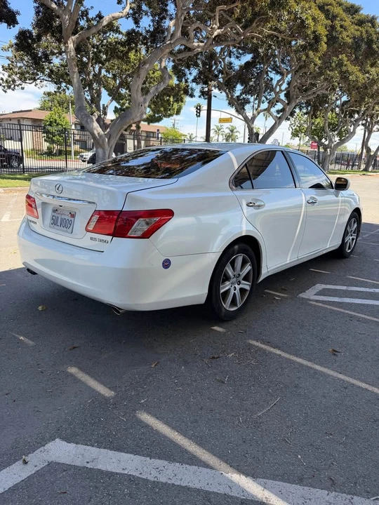2007 Lexus ES 5th Gen - Image 4 of 10