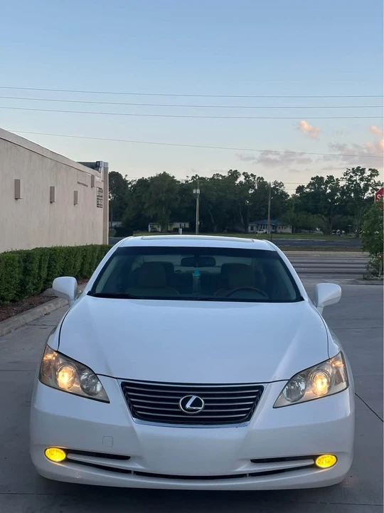 2007 Lexus ES 5th Gen - Image 5 of 17