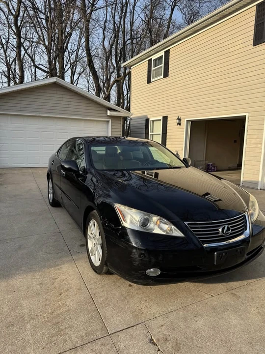 2007 Lexus ES 5th Gen - Image 4 of 16