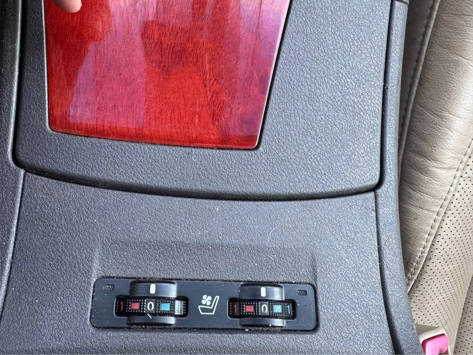 2007 Lexus ES 5th Gen - Image 12 of 16