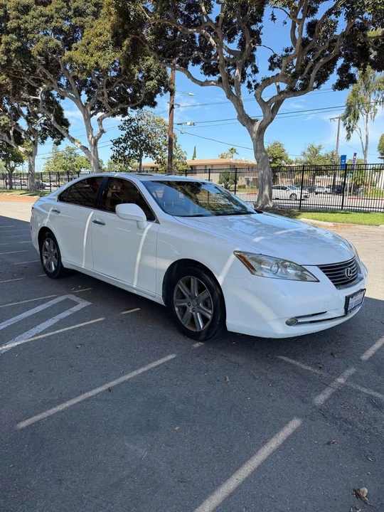2007 Lexus ES 5th Gen - Image 3 of 10