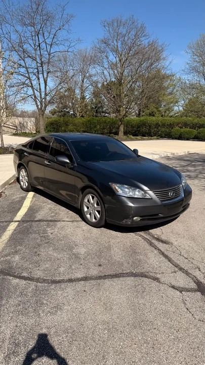2007 Lexus ES 5th Gen - Image 2 of 15