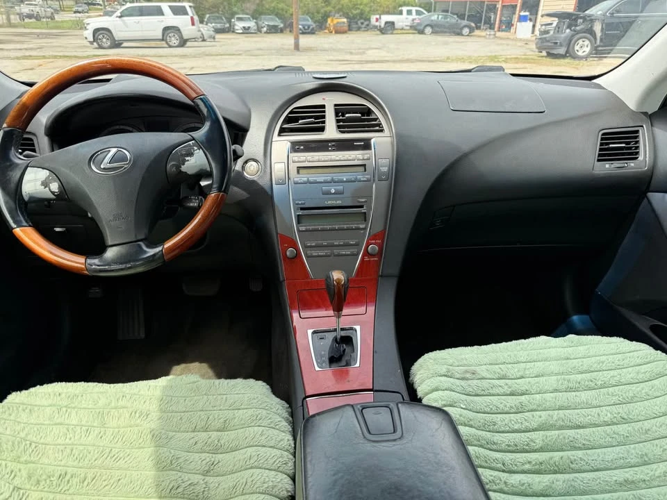 2007 Lexus ES 5th Gen - Image 9 of 16