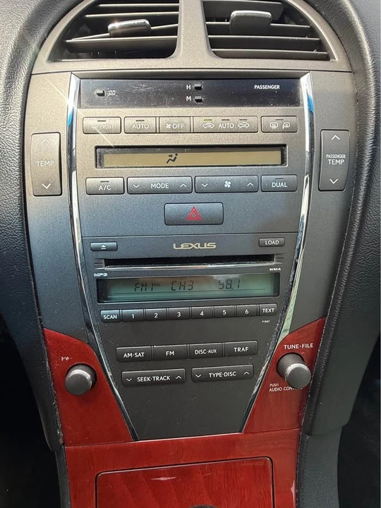 2007 Lexus ES 5th Gen - Image 14 of 16